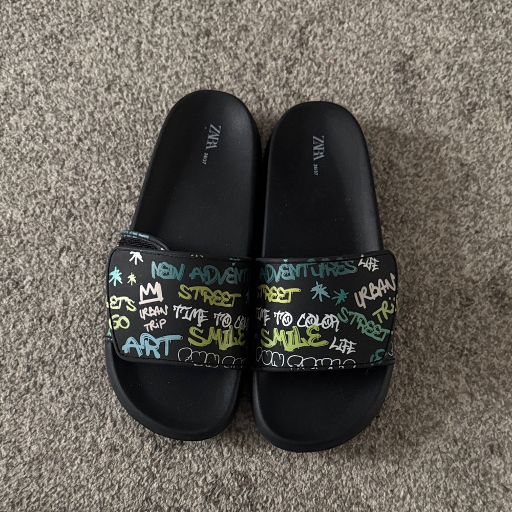 Zara Kids Black Graphic Slide Sandals